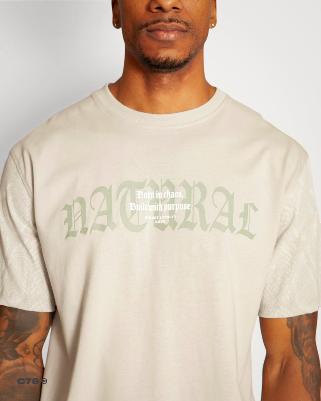 CAMISETA REGULAR FIT VERDE CLARO NATURAL