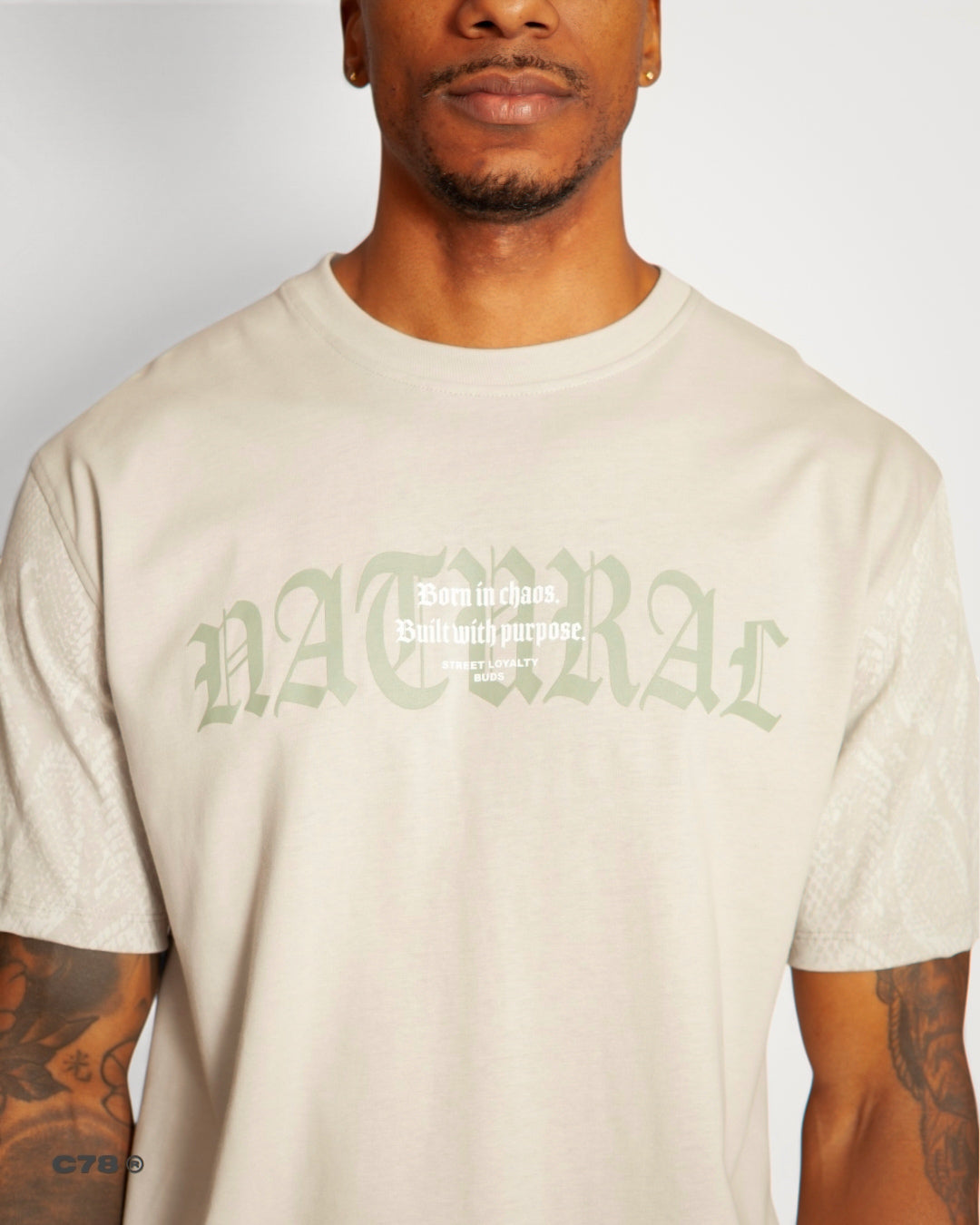 CAMISETA REGULAR FIT VERDE CLARO NATURAL
