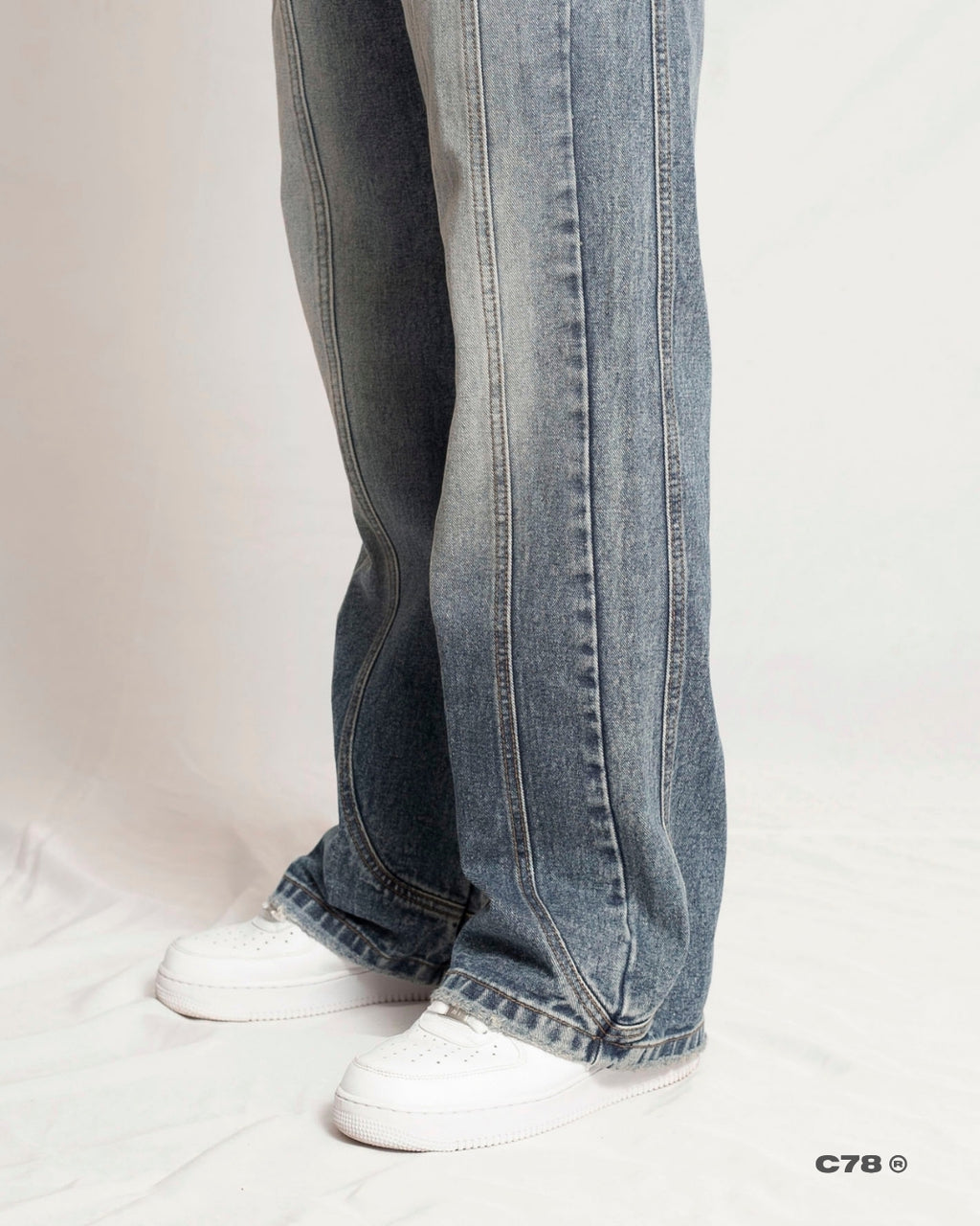 JEAN FLARE CORTES BUDS