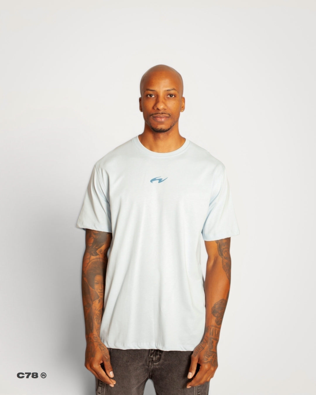 CAMISETA REGULAR FIT AZUL CLARO