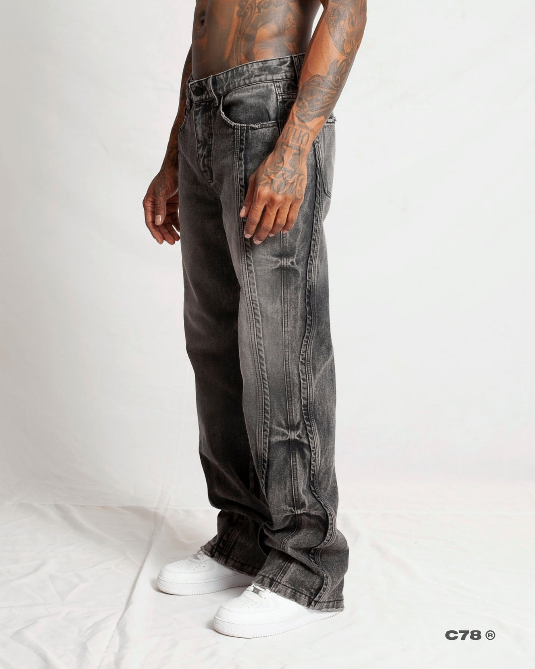 JEAN FLARE CORTES NEGRO LAVADO