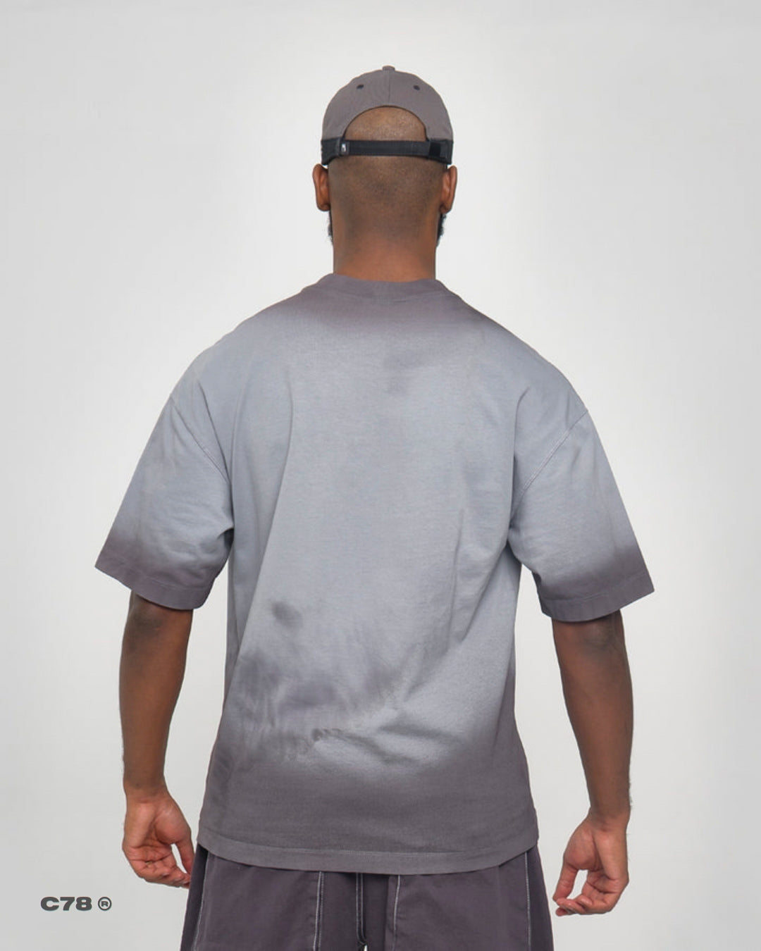 CAMISETA OVERSIZE DESGASTE GRIS BASIC D