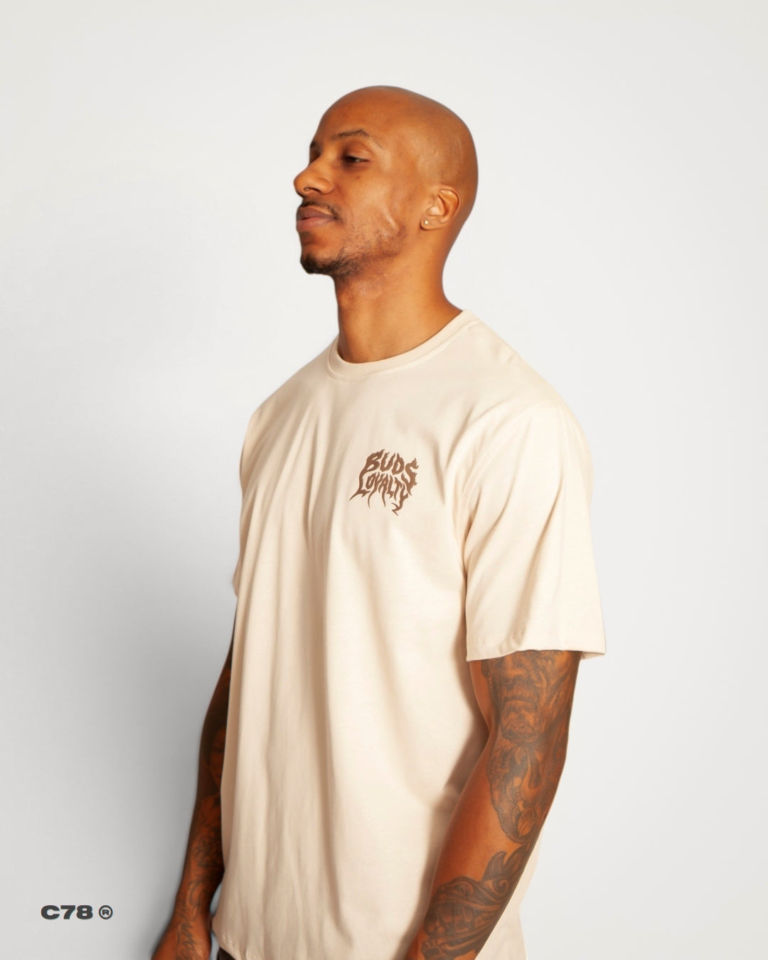 CAMISETA REGULAR FIT BEIGE INSTINCT