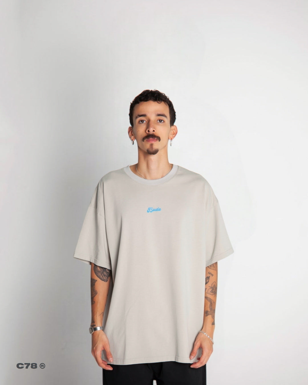 CAMISETA OVERSIZE REBORN GRIS DOORS