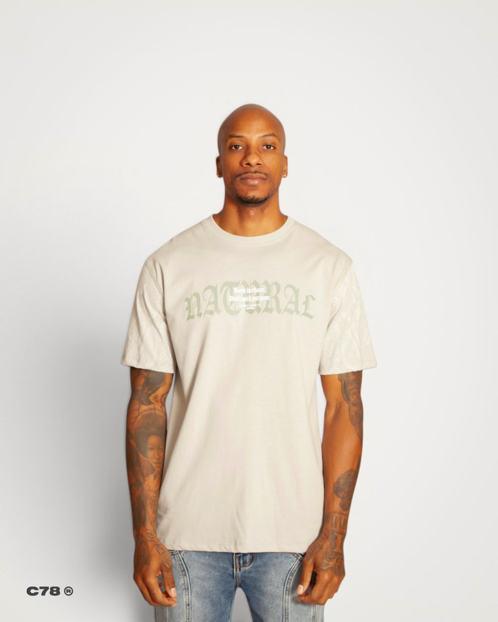 CAMISETA REGULAR FIT VERDE CLARO NATURAL