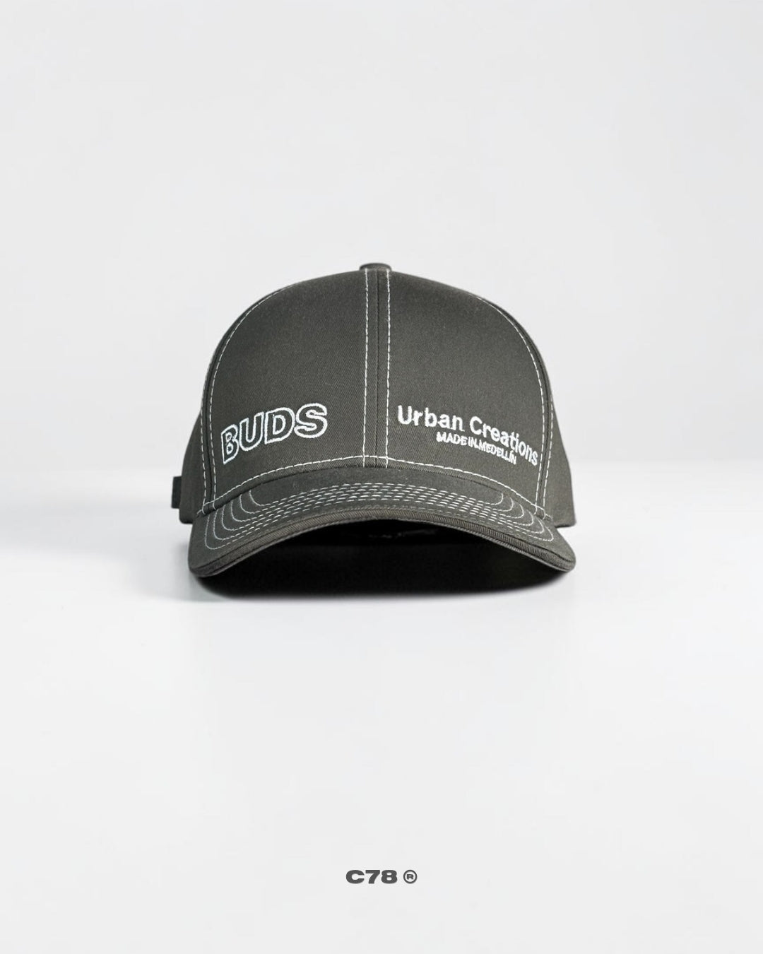 GORRA BUDS VERDE MILITAR BORDADO